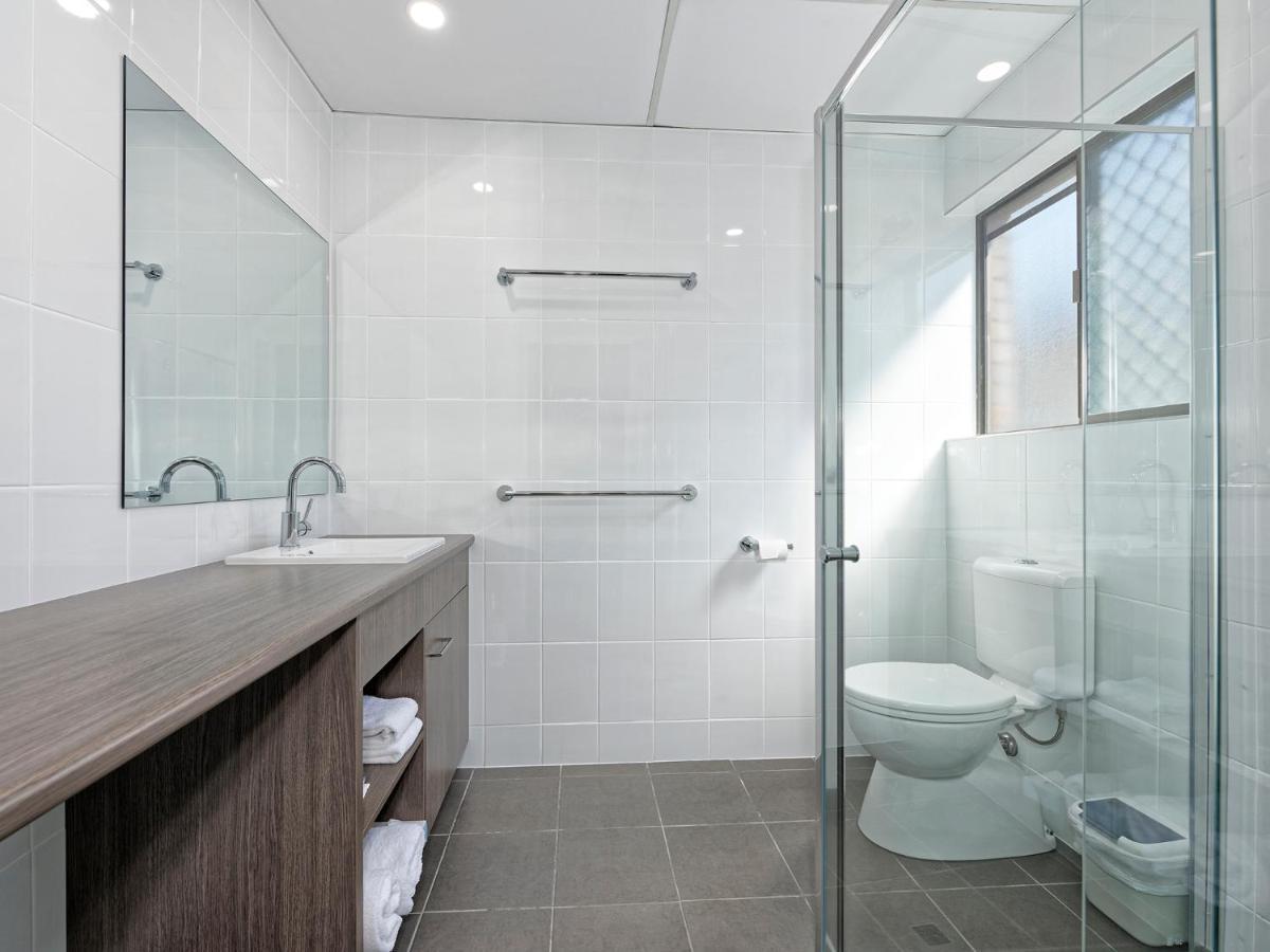 Chalet Motor Inn Bundaberg Bagian luar foto