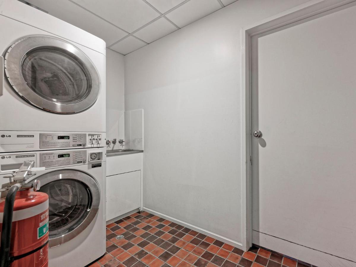 Chalet Motor Inn Bundaberg Bagian luar foto