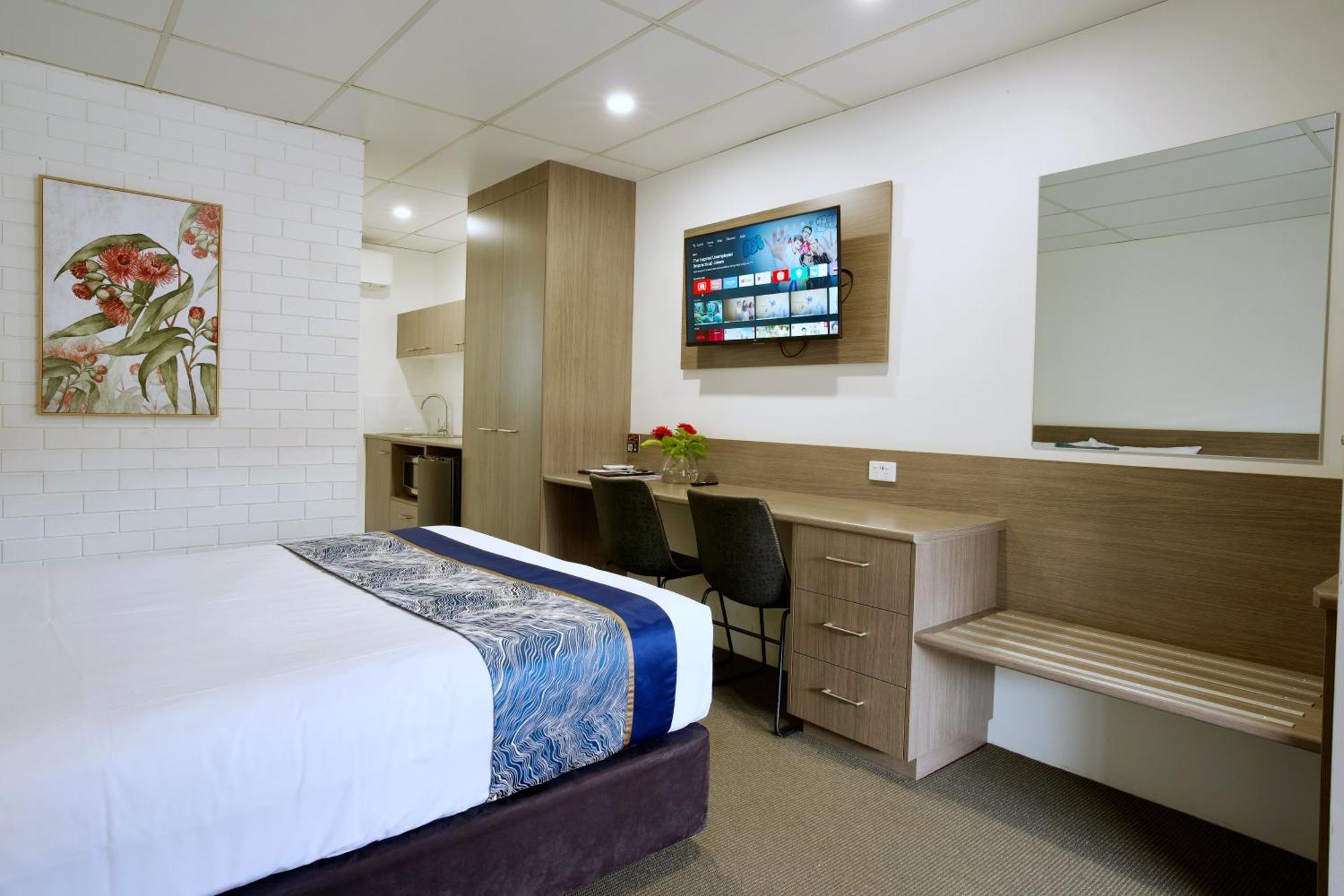 Chalet Motor Inn Bundaberg Bagian luar foto