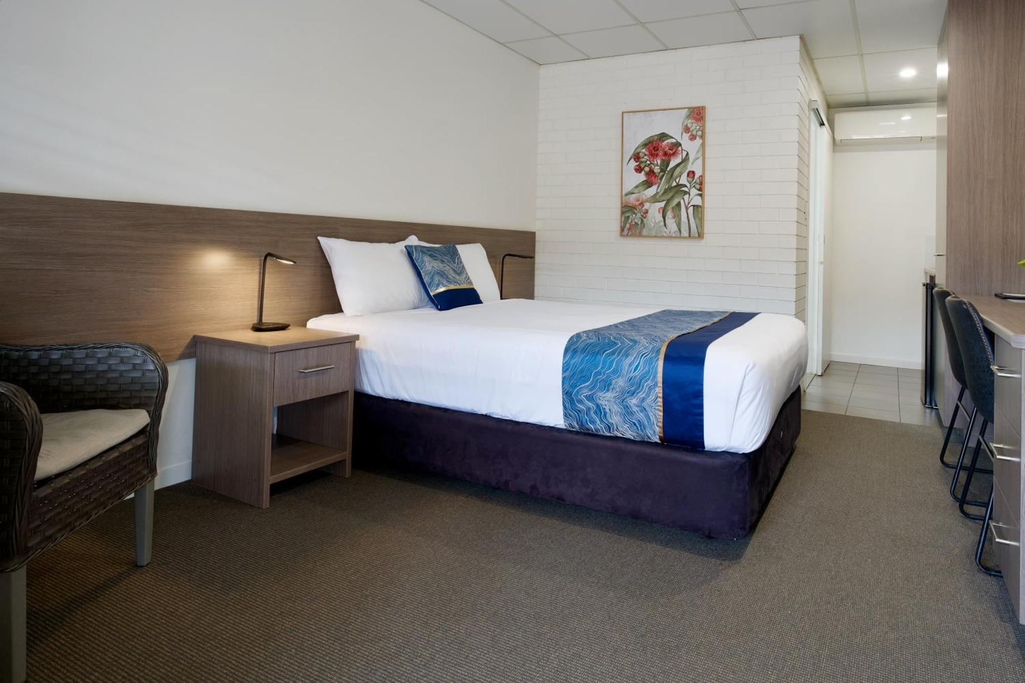Chalet Motor Inn Bundaberg Bagian luar foto